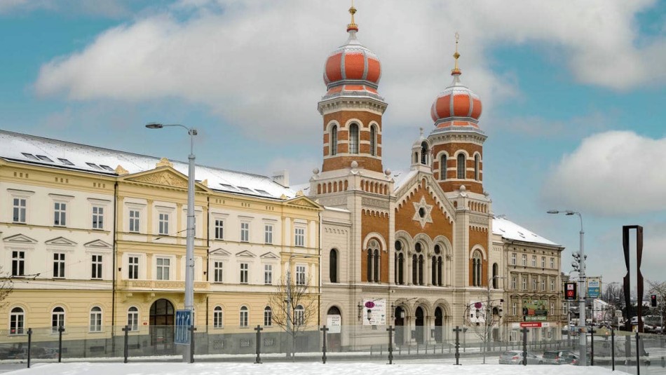 Great Synagogue Snow Winter Pilsen Visit pilsen