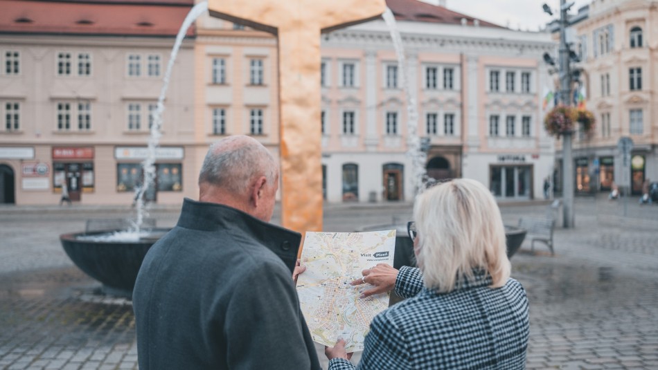 Pilsen autumn winter trip gloomy weather guide map couple Visit Pilsen