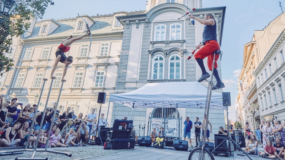 Pilsen Busking Fest akrobati