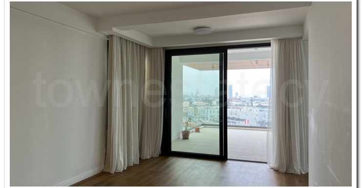 PRIME 526 PENT APART.COLUMBIA (23)