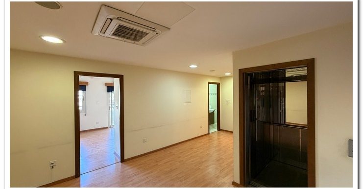 AGIA ZONI OFFICES (10)