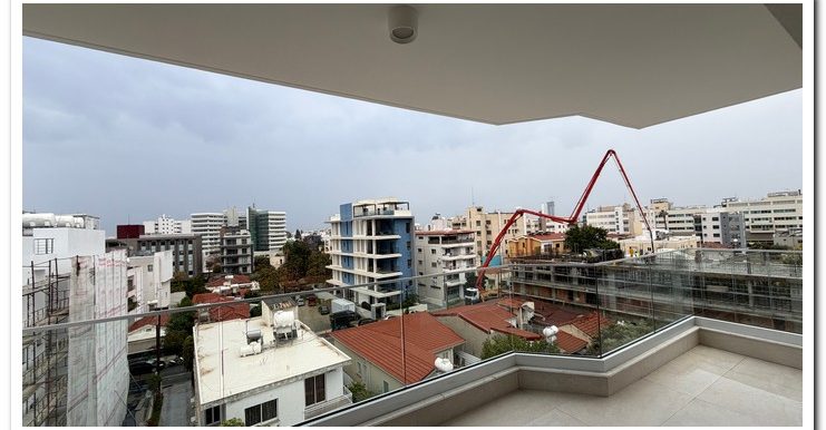 AKIS KARNAVALLOS (22)