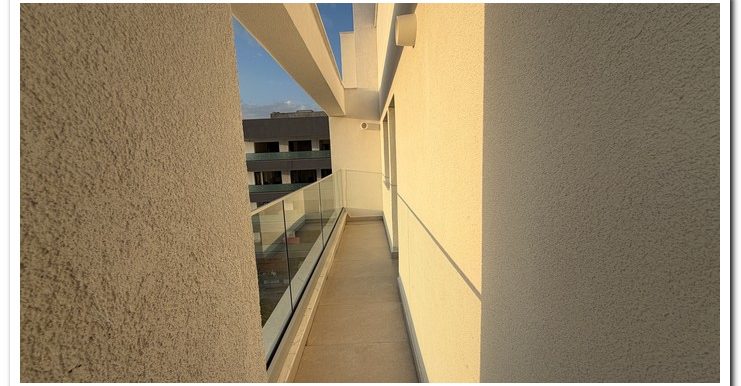 AKIS PENT FURN (1)