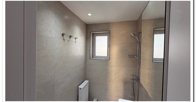 AKIS PENT FURN (11)