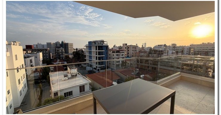 AKIS PENT FURN (28)