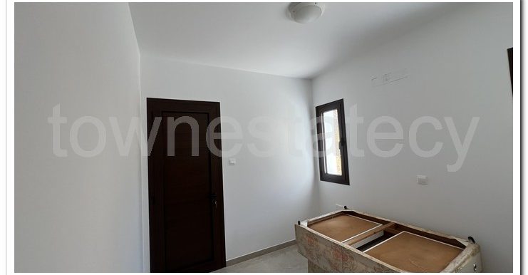 AKROUNTA UNFURNISHED (23)