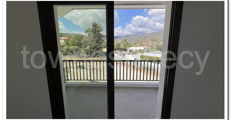 AKROUNTA UNFURNISHED (35)
