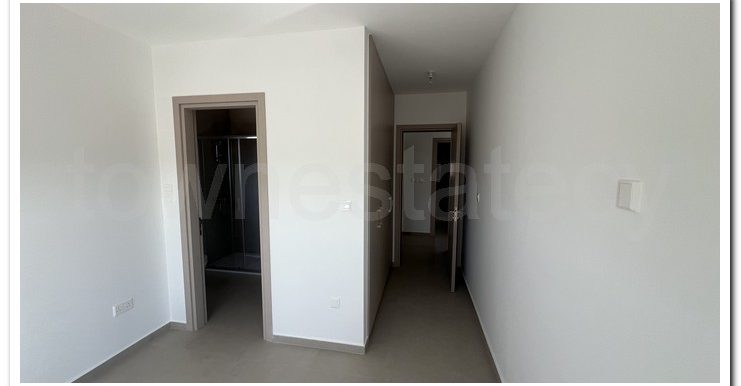 ALEKOS LARNACA (20)