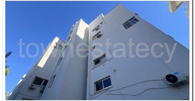 ARAB SARA MOTHER SHIP IN 3 BEDROOM (6)