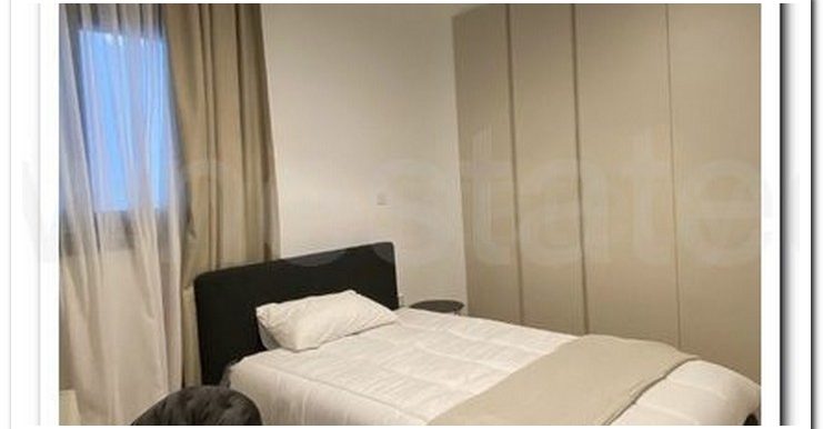 Bedroom 2 L 421x386