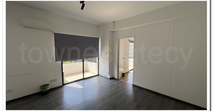 DOROS OFFICE 2ND FLOOR (11)