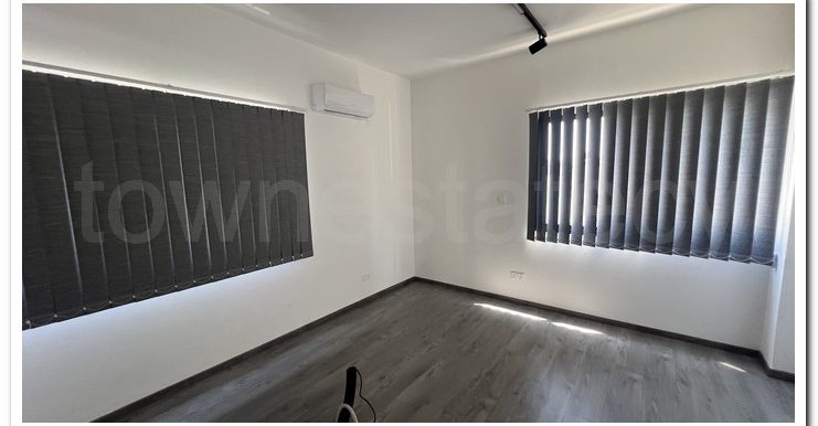 DOROS OFFICE 2ND FLOOR (22)