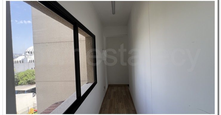 DOROS OFFICE 2ND FLOOR (8)