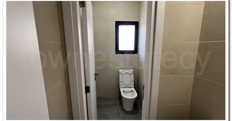 DOROS OFFICES 1ST FLOOR (10)