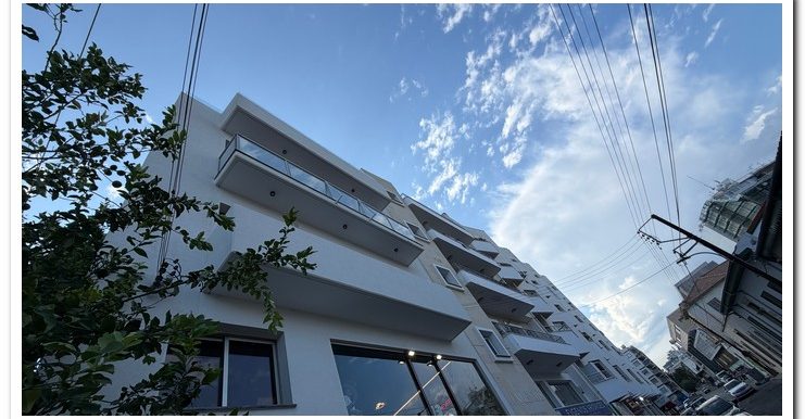 DUPLEX MICHALIS (33)