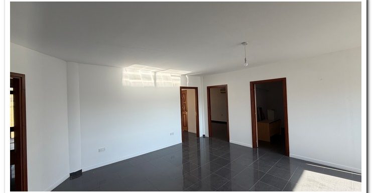 EFSTATHIOU OFFICE (3)
