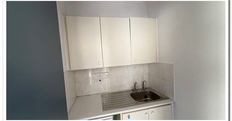 EFSTATHIOU OFFICE (6)