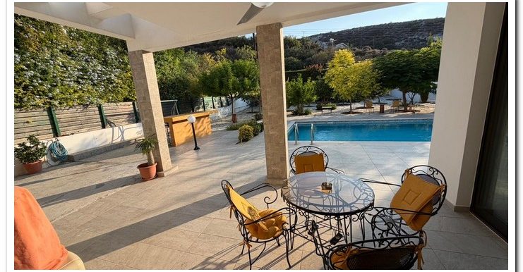 ELEVTHERIA FINIKARIA (24)