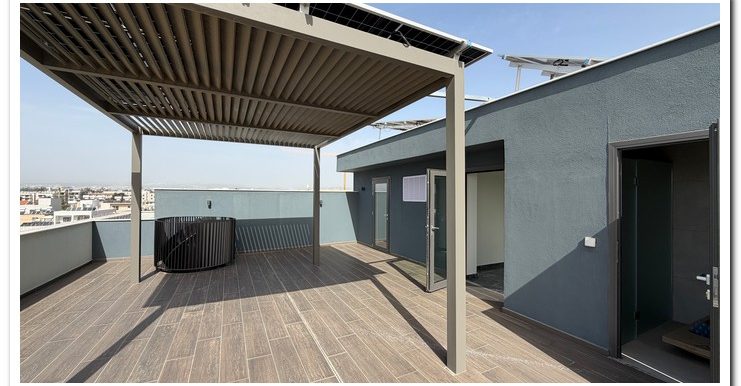 FLOW 3RD FLOOR ROOF GARDEN (12)