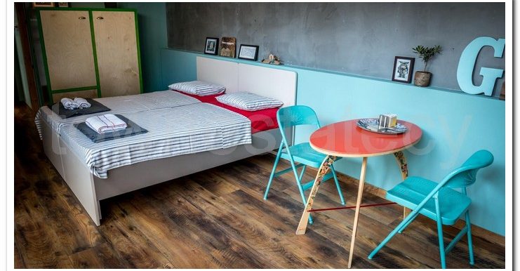 IRINI STUDIOS AG (28)
