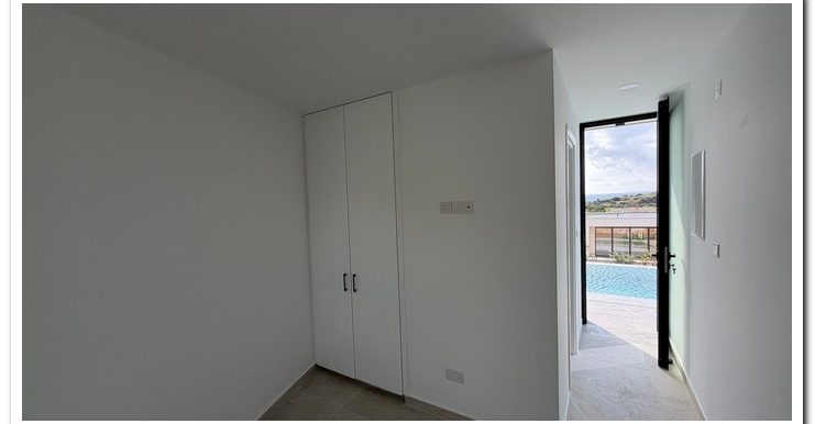 IRINI VILLA BRAND NEW (15)