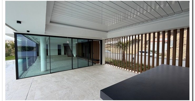 IRINI VILLA BRAND NEW (4)