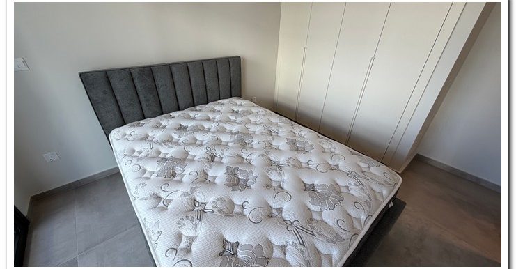 ISAK FURN (44)