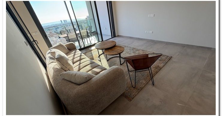 ISAK FURN (49)