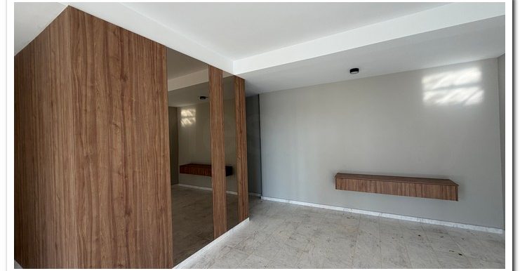 ISAK FURN (8)