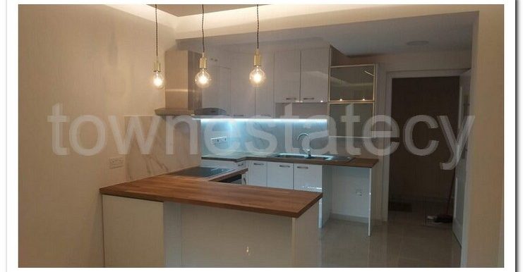 ISAK OPOSITE DESTRY BUILDING PAPAS (28)