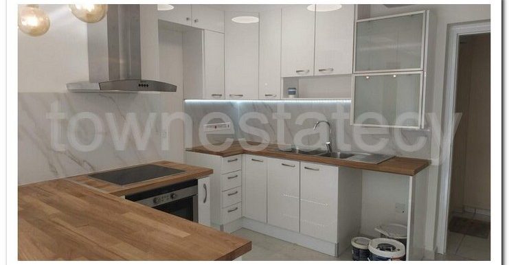 ISAK OPOSITE DESTRY BUILDING PAPAS (31)