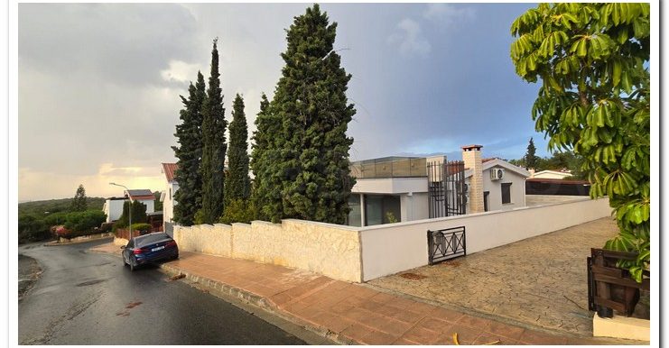 ISAK PISOURI RENT OR SALE (30)