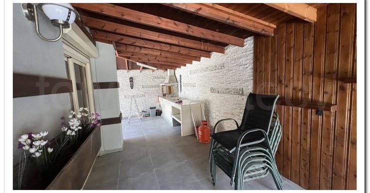 KALLIS RENOVATED VILLA 106 741x386