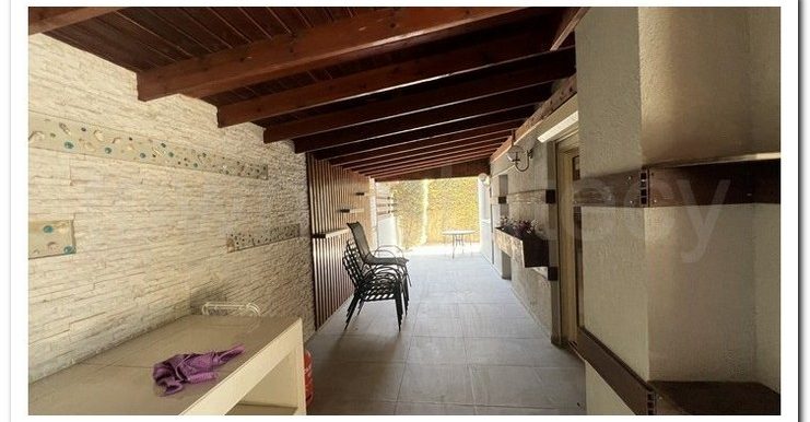 KALLIS RENOVATED VILLA 109 741x386