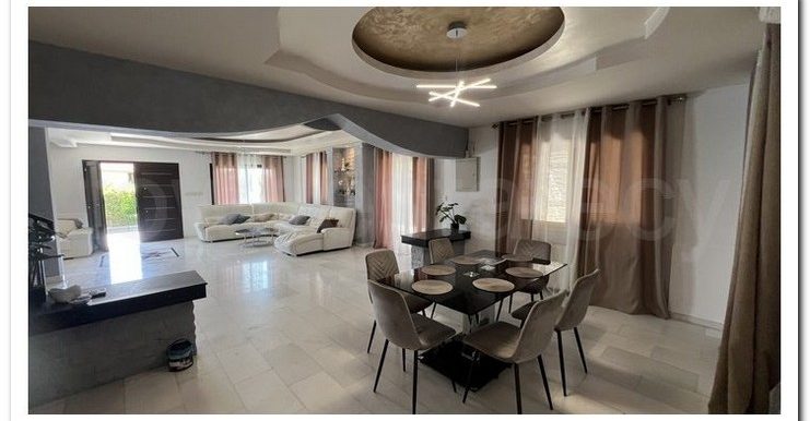 KALLIS RENOVATED VILLA 115 741x386