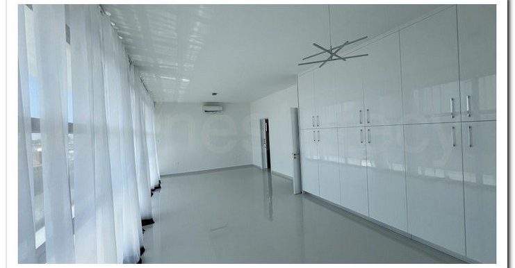KALLIS RENOVATED VILLA 52 741x386