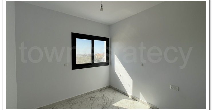 LANDAS P.POLEMIDIA 2 BEDROOM (32)