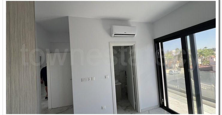LANDAS P.POLEMIDIA 2 BEDROOM (34)
