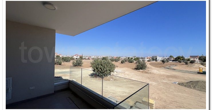 LARNACA 1ST FLOOR 2 BATH (20)