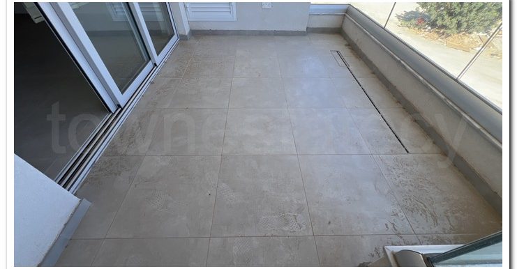 LARNACA 1ST FLOOR 2 BATH (22)