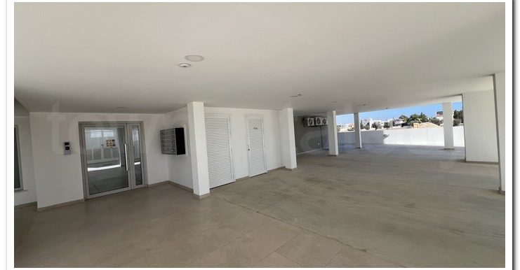 LARNACA 1ST FLOOR 2 BATH (35)