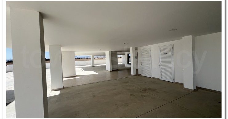 LARNACA 1ST FLOOR 2 BATH (36)