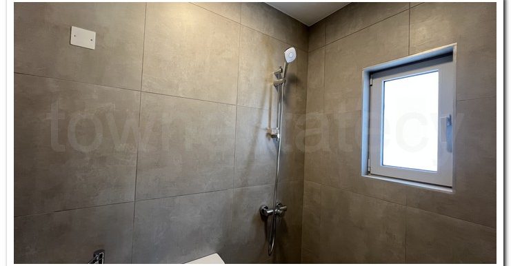 LARNACA 1ST FLOOR 2 BATH (5)
