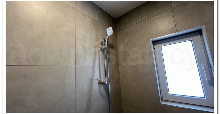LARNACA 1ST FLOOR 2 BATH (7)
