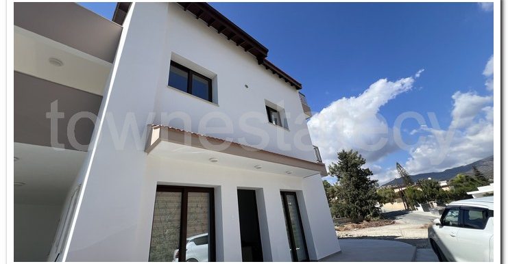 PANIKOS AKROUNTA GROUND FLOOR WITH YARD (12)