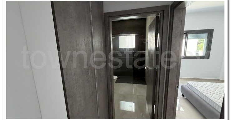 PETROS 1ST FLOOR.. (17)
