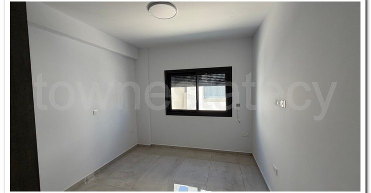 PETROS 1ST FLOOR.. (3)