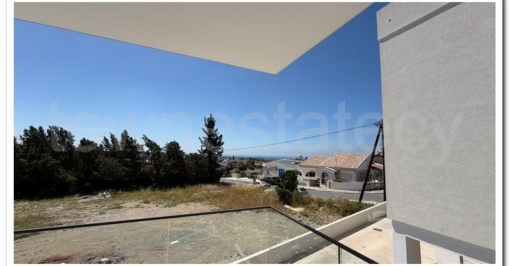 PETROS 1ST FLOOR.. (32)
