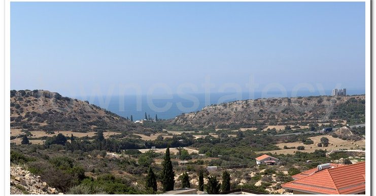 PLOT NEXT TO VILLA (19)