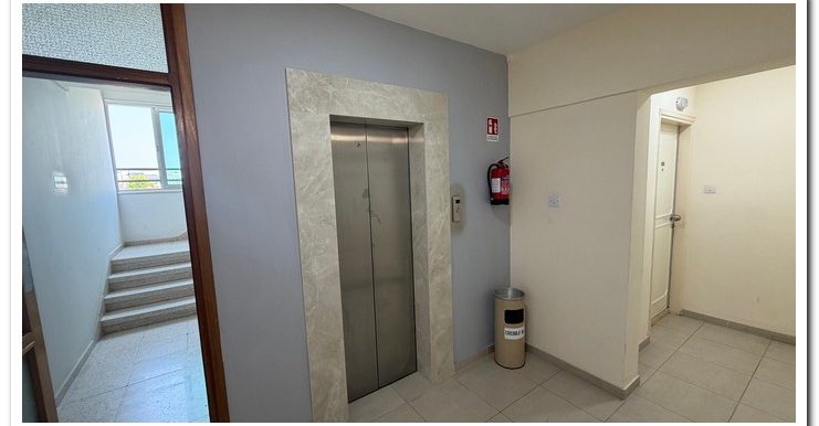 ROUSOS ROOM 12 (21)